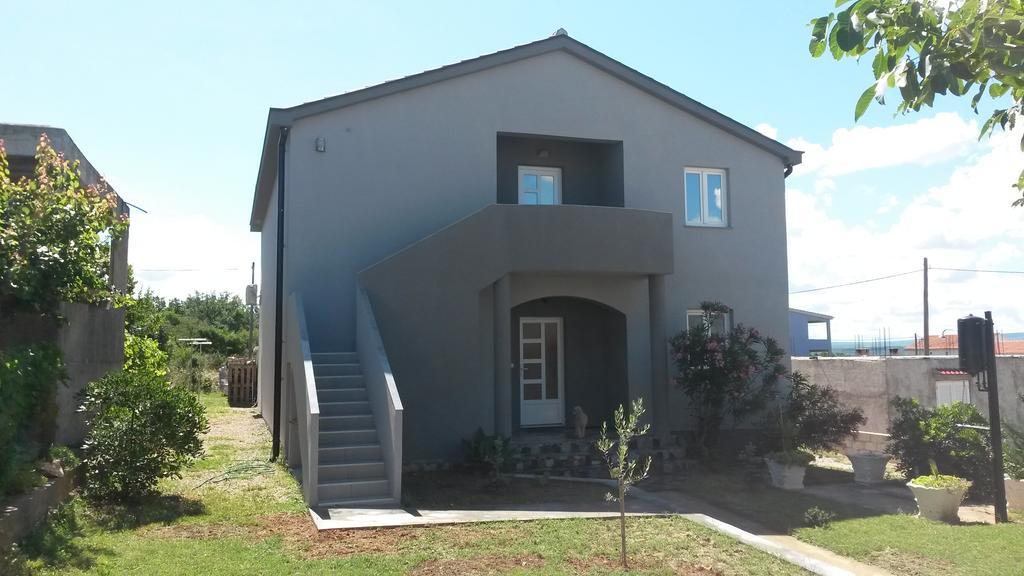 Apartman Monte Cristo Maslenica Bagian luar foto